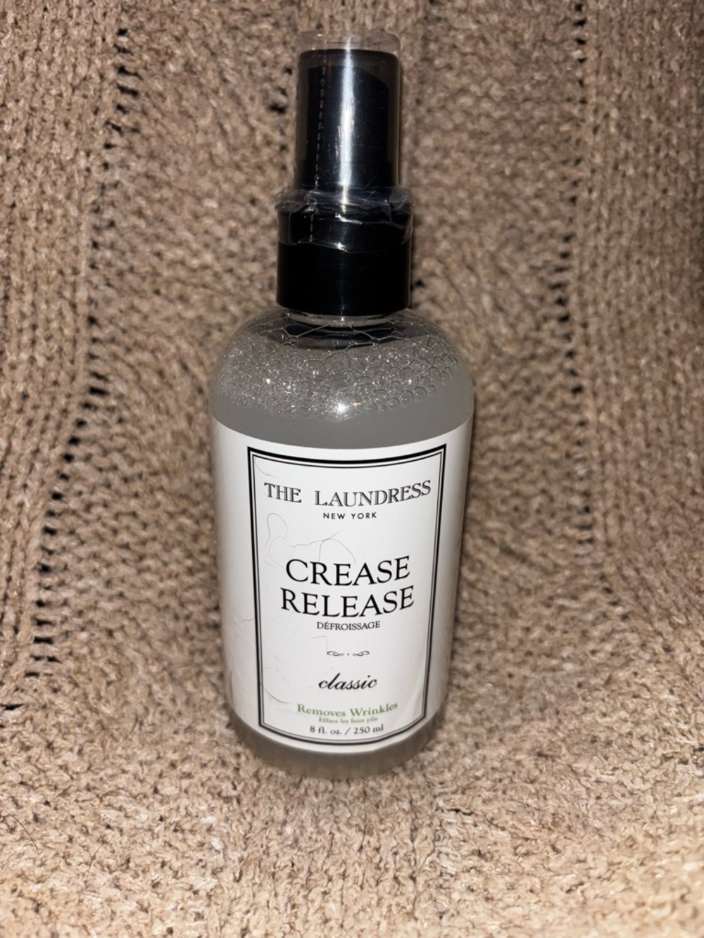The Laundress Crease Release Spray - Removes Wrinkles - 8oz/250ml Classic Scent